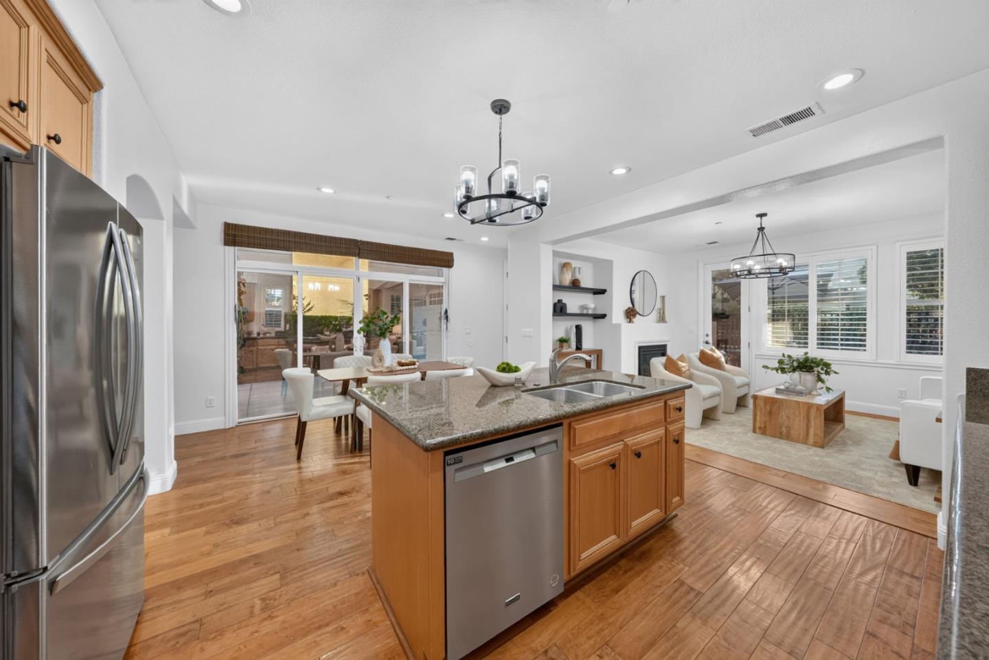 735 Painter CT