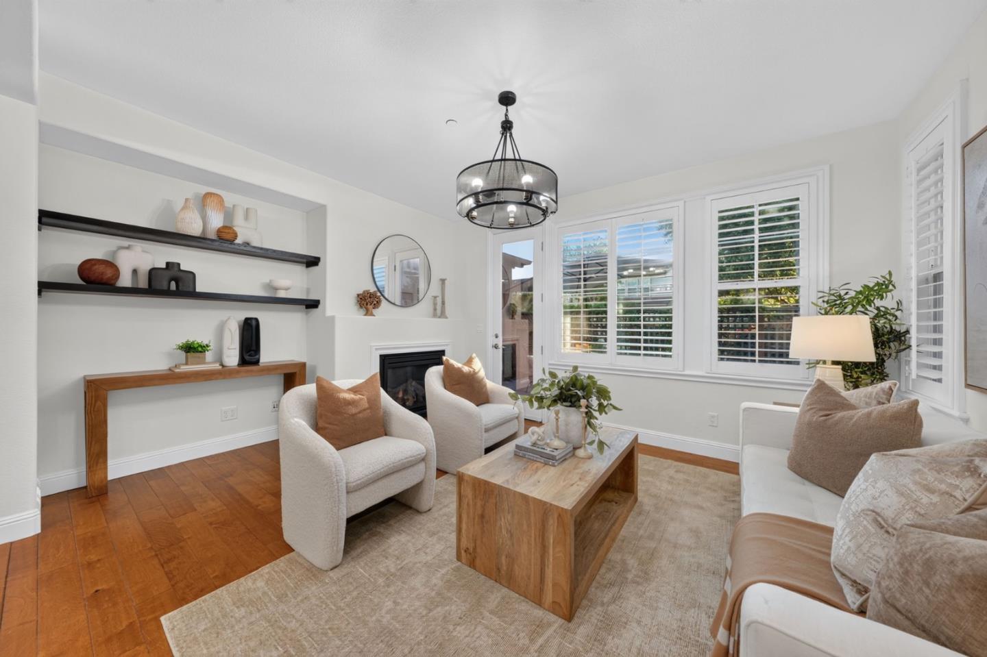 735 Painter CT