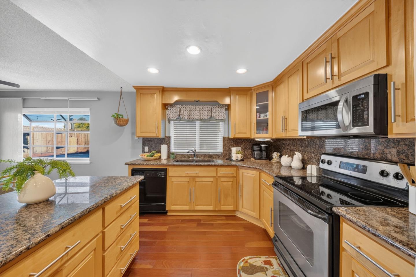 163 Burning Tree DR