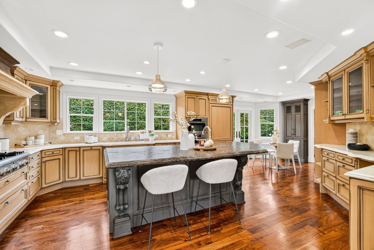 400 Seaview DR
