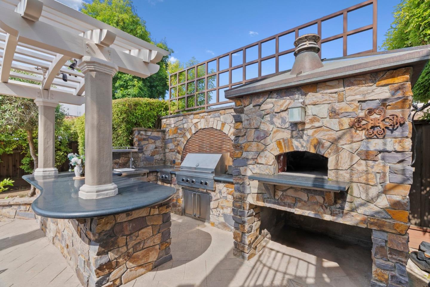 400 Seaview DR