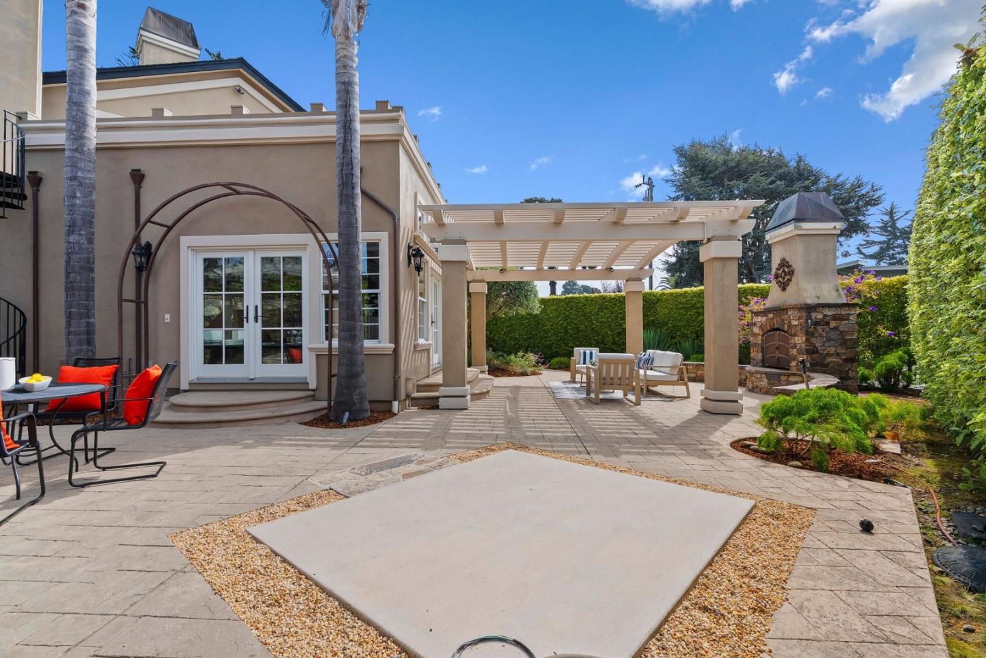 400 Seaview DR