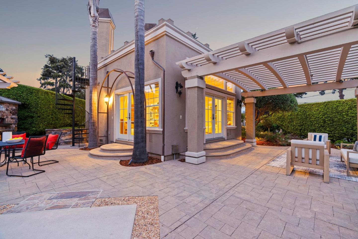 400 Seaview DR