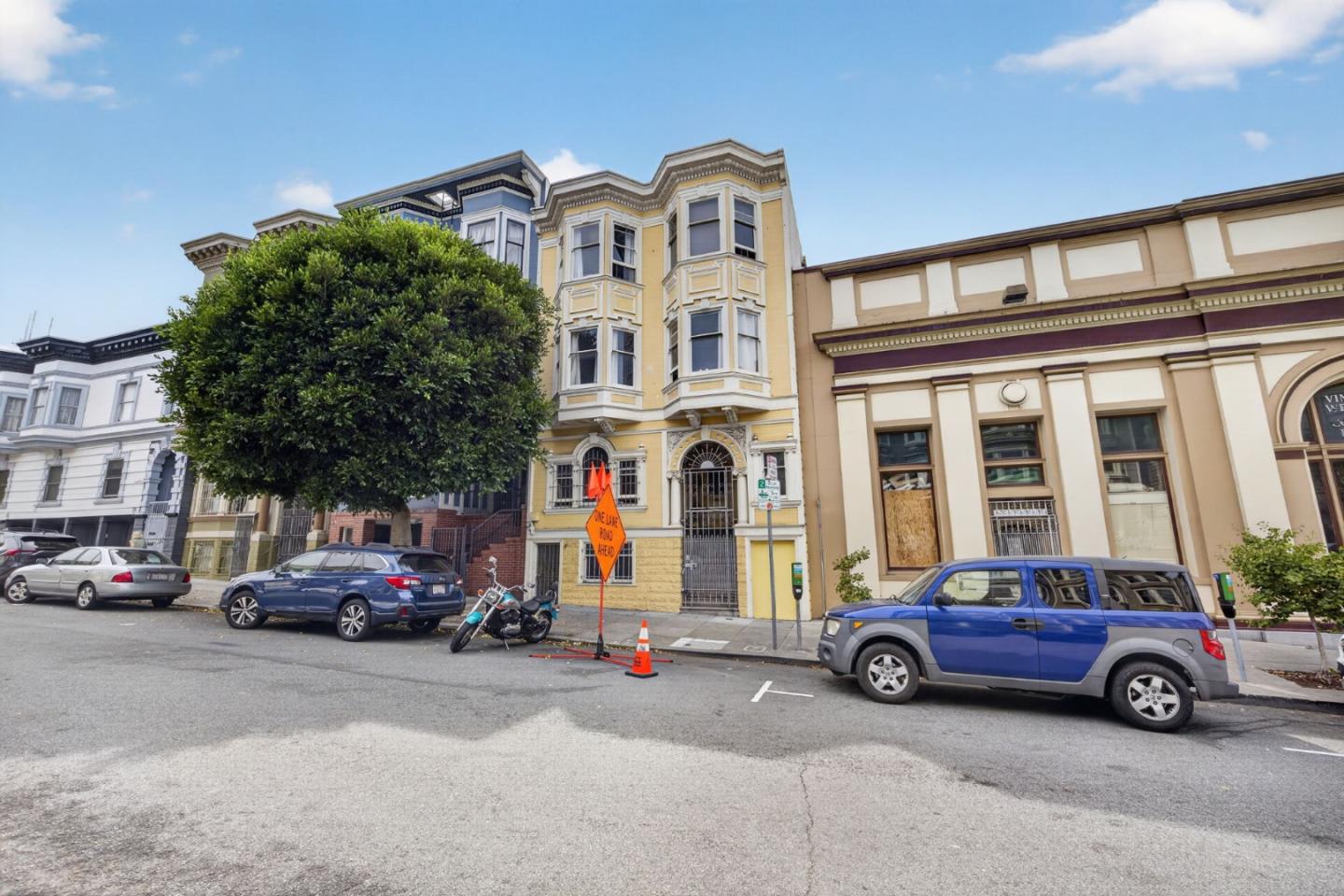 21 Belvedere ST