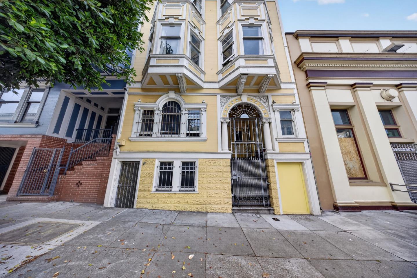 21 Belvedere ST