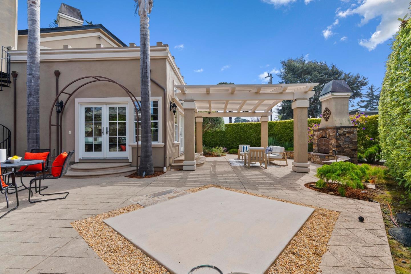 400 Seaview DR