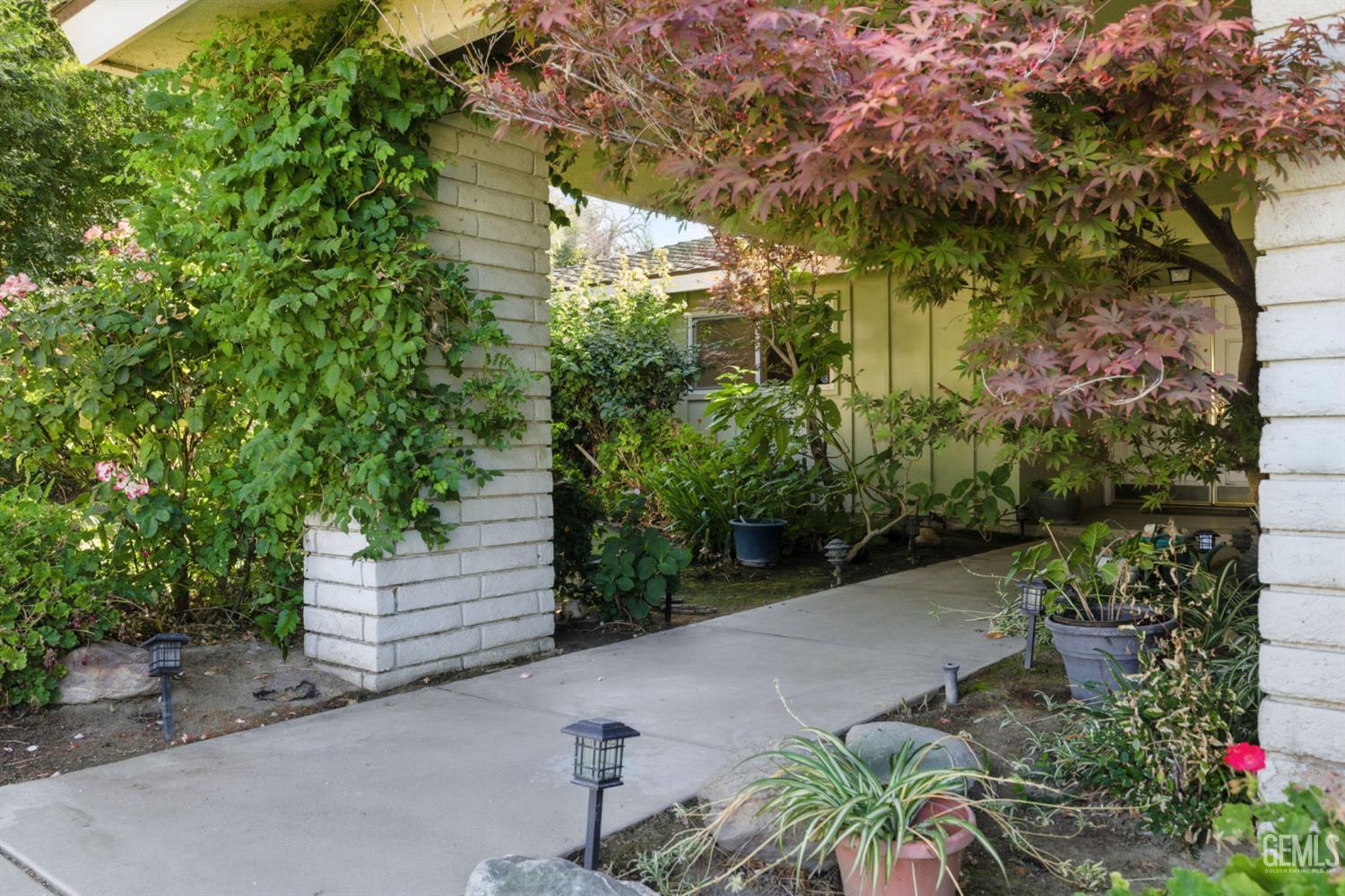 608 Sesnon Street