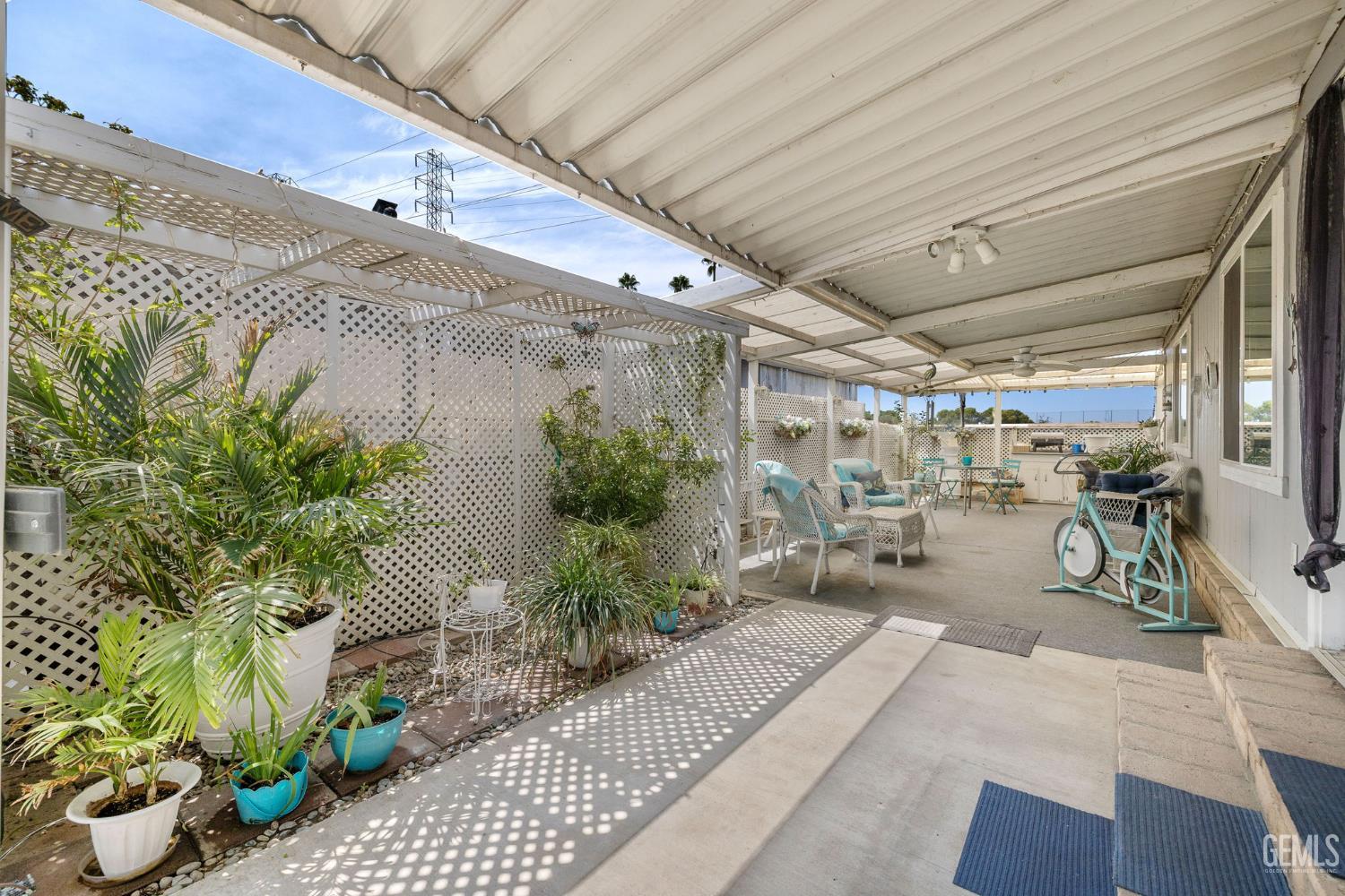 728 Underwood Court