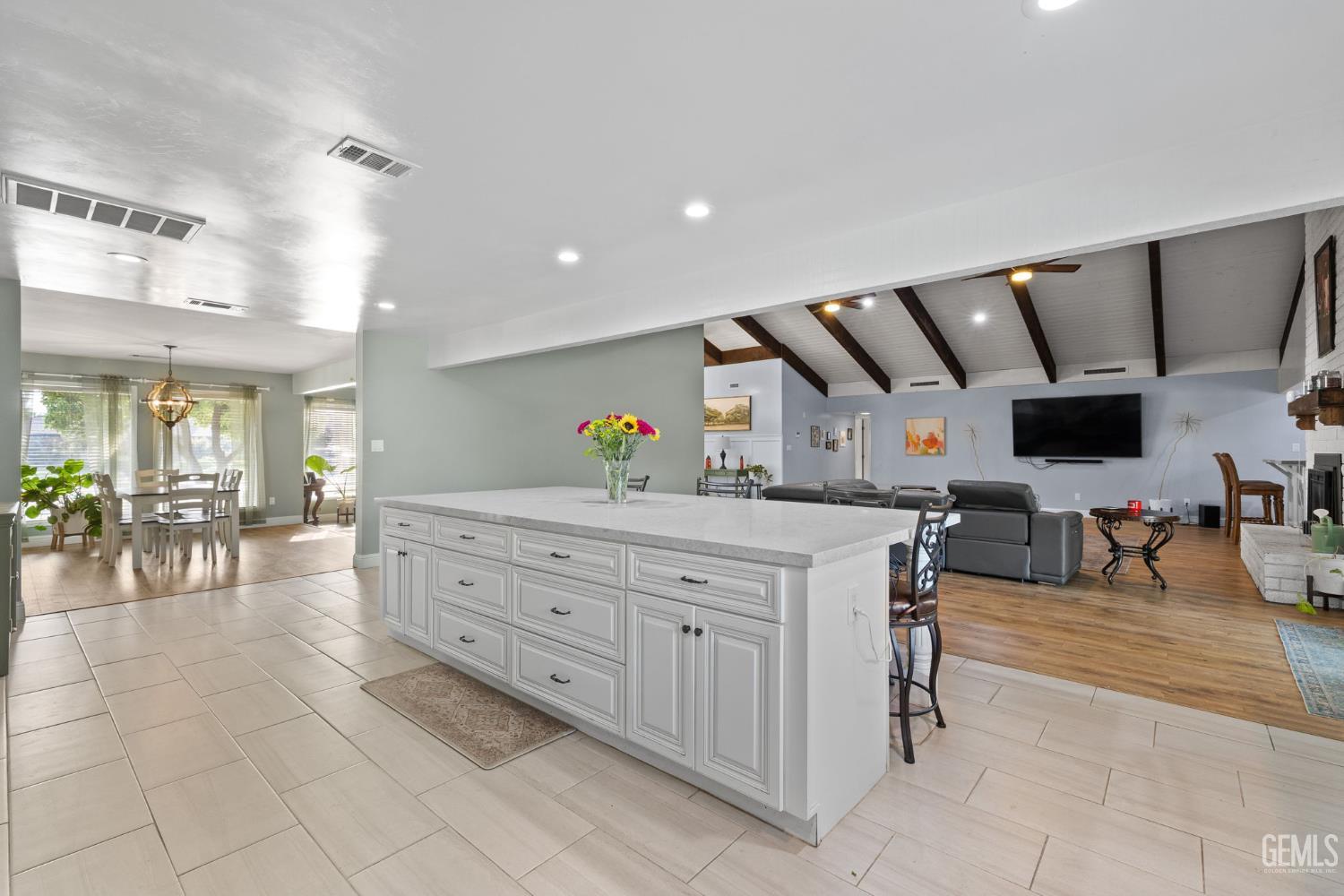 1405 Calle Hermosa