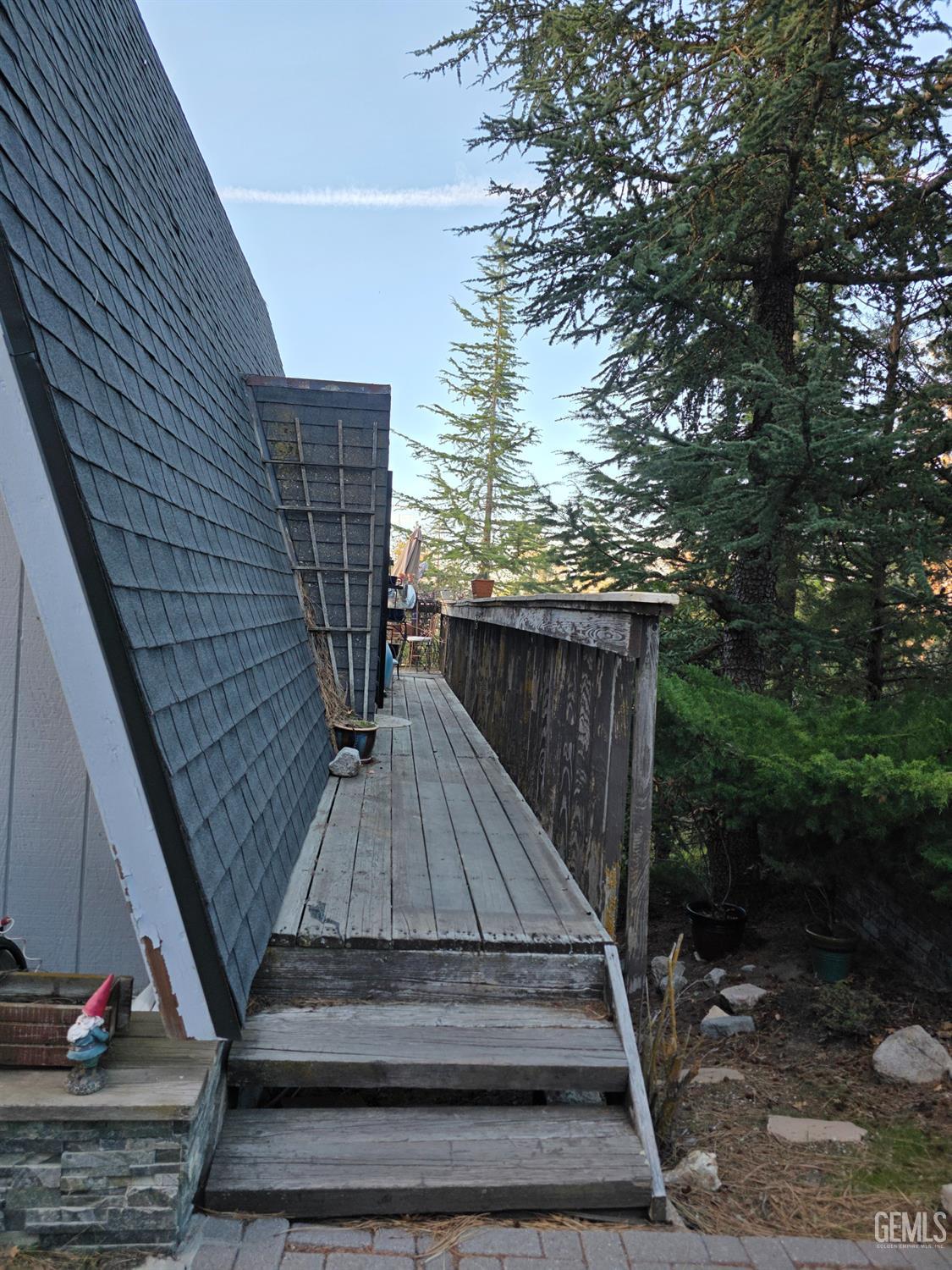 25860 Deertrail Drive