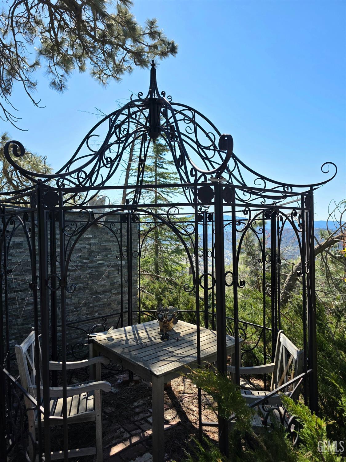 25860 Deertrail Drive