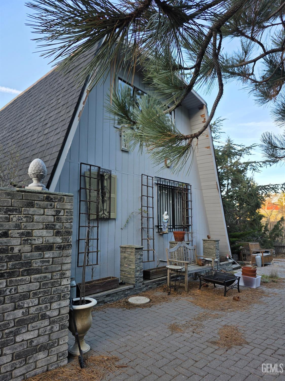 25860 Deertrail Drive