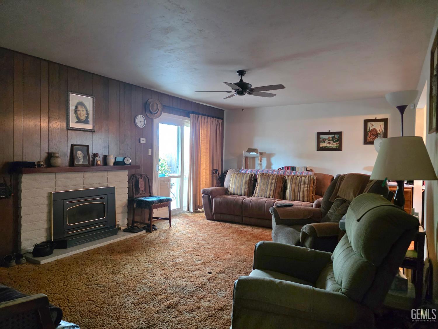 908 San Vicente Drive