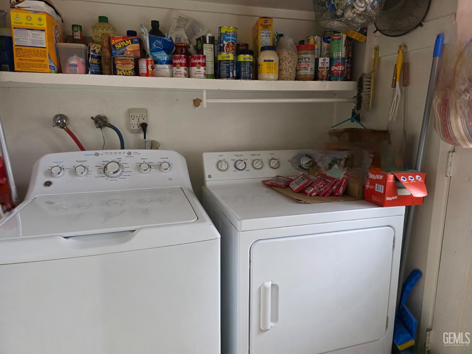 908 San Vicente Drive