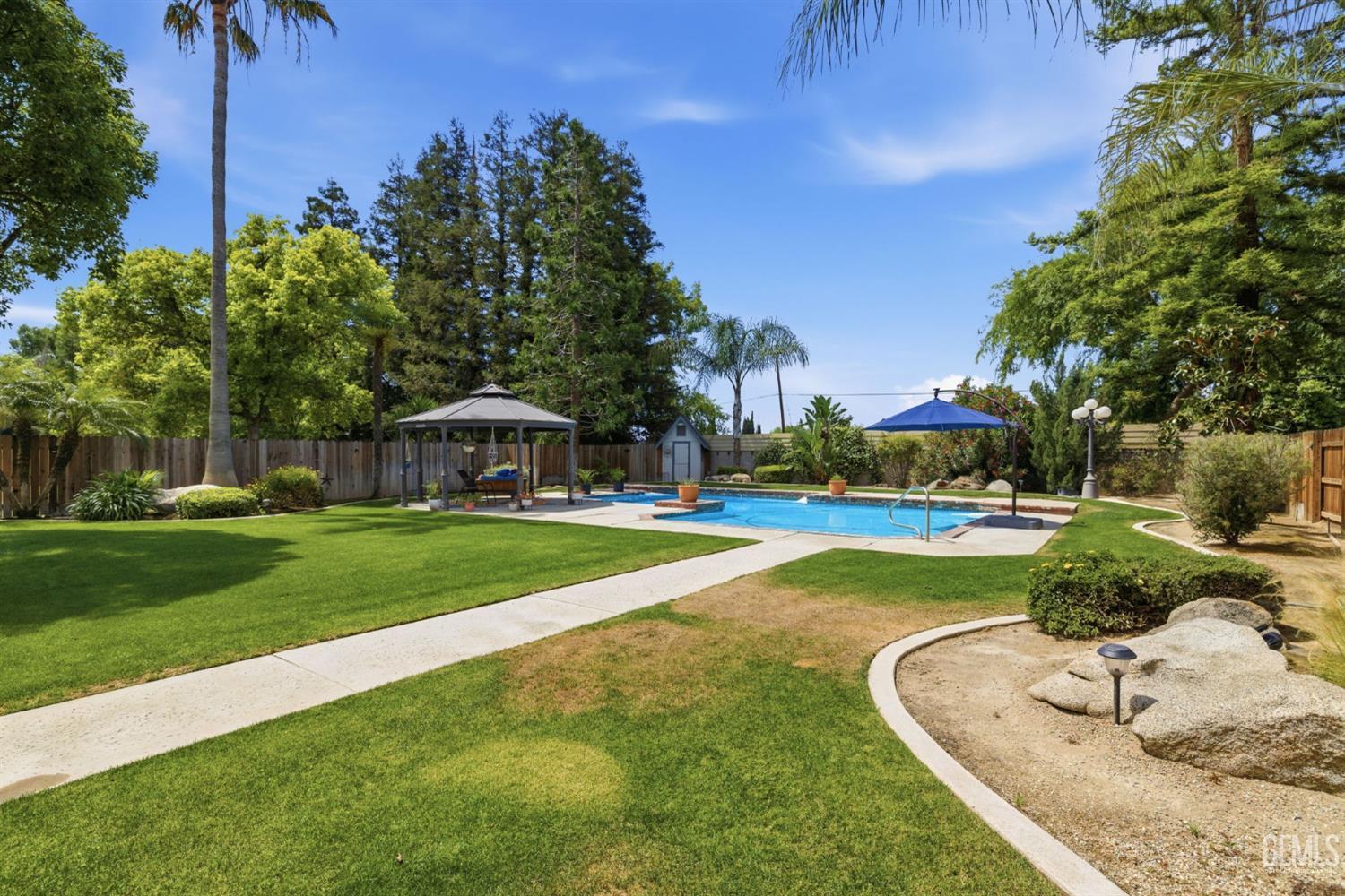 8821 Sierra Oak Drive