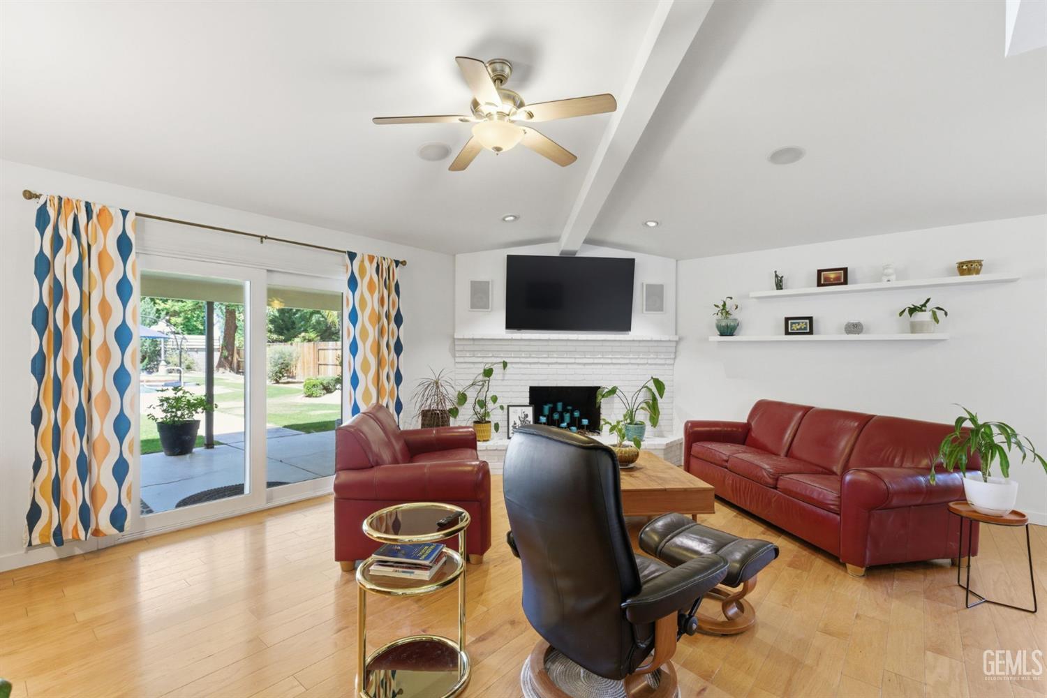 8821 Sierra Oak Drive