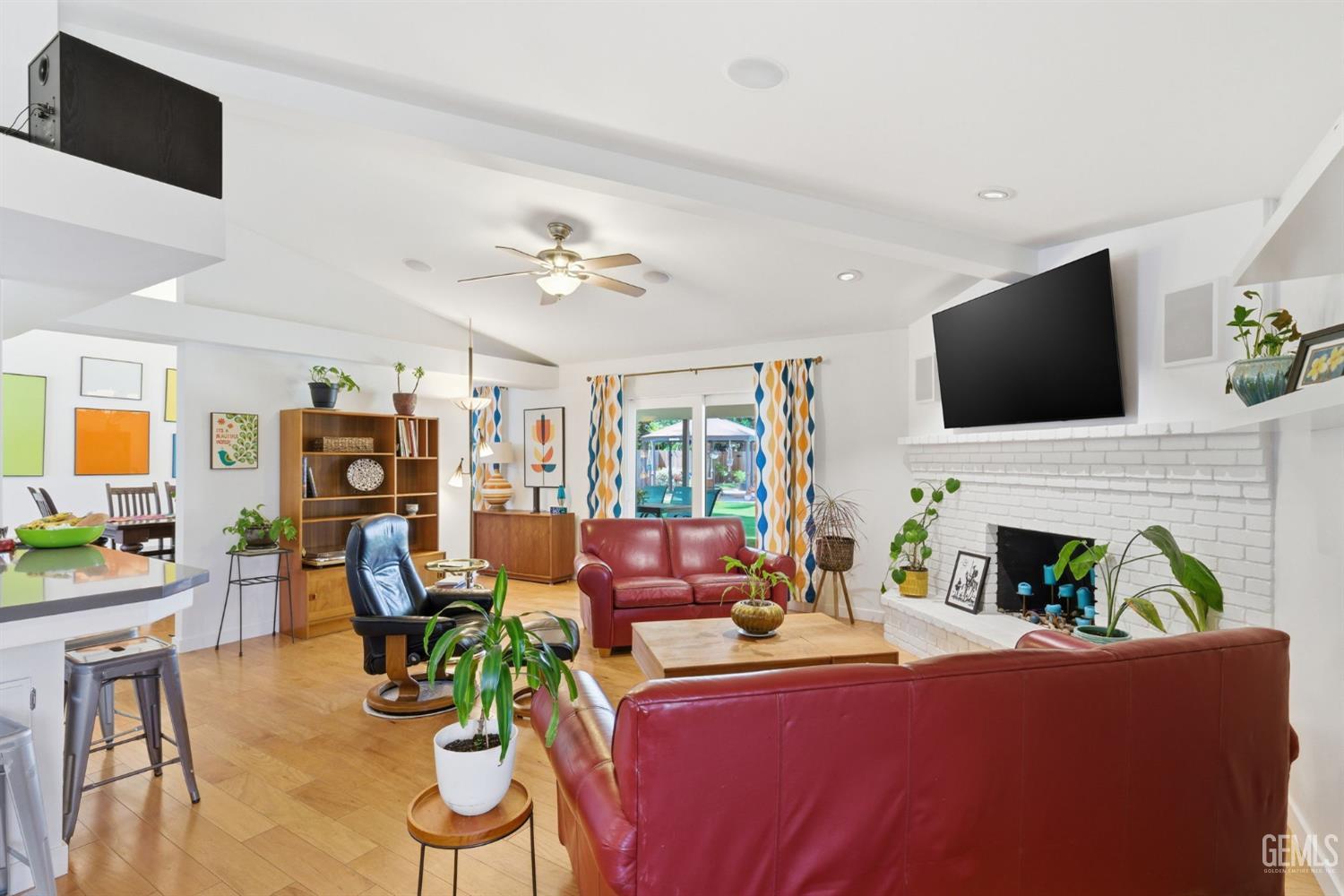 8821 Sierra Oak Drive