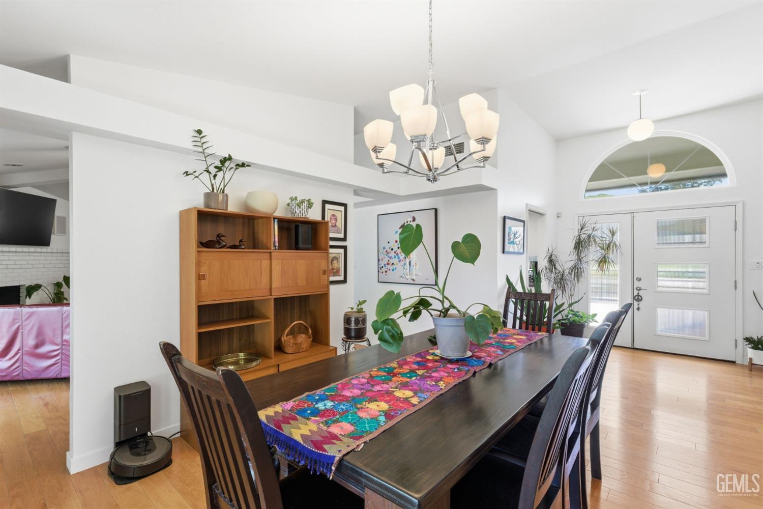 8821 Sierra Oak Drive