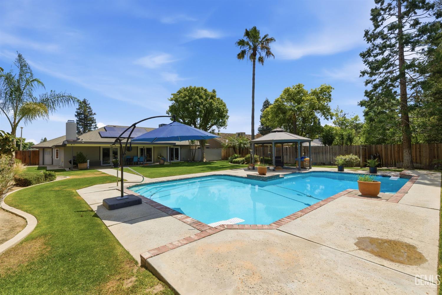 8821 Sierra Oak Drive