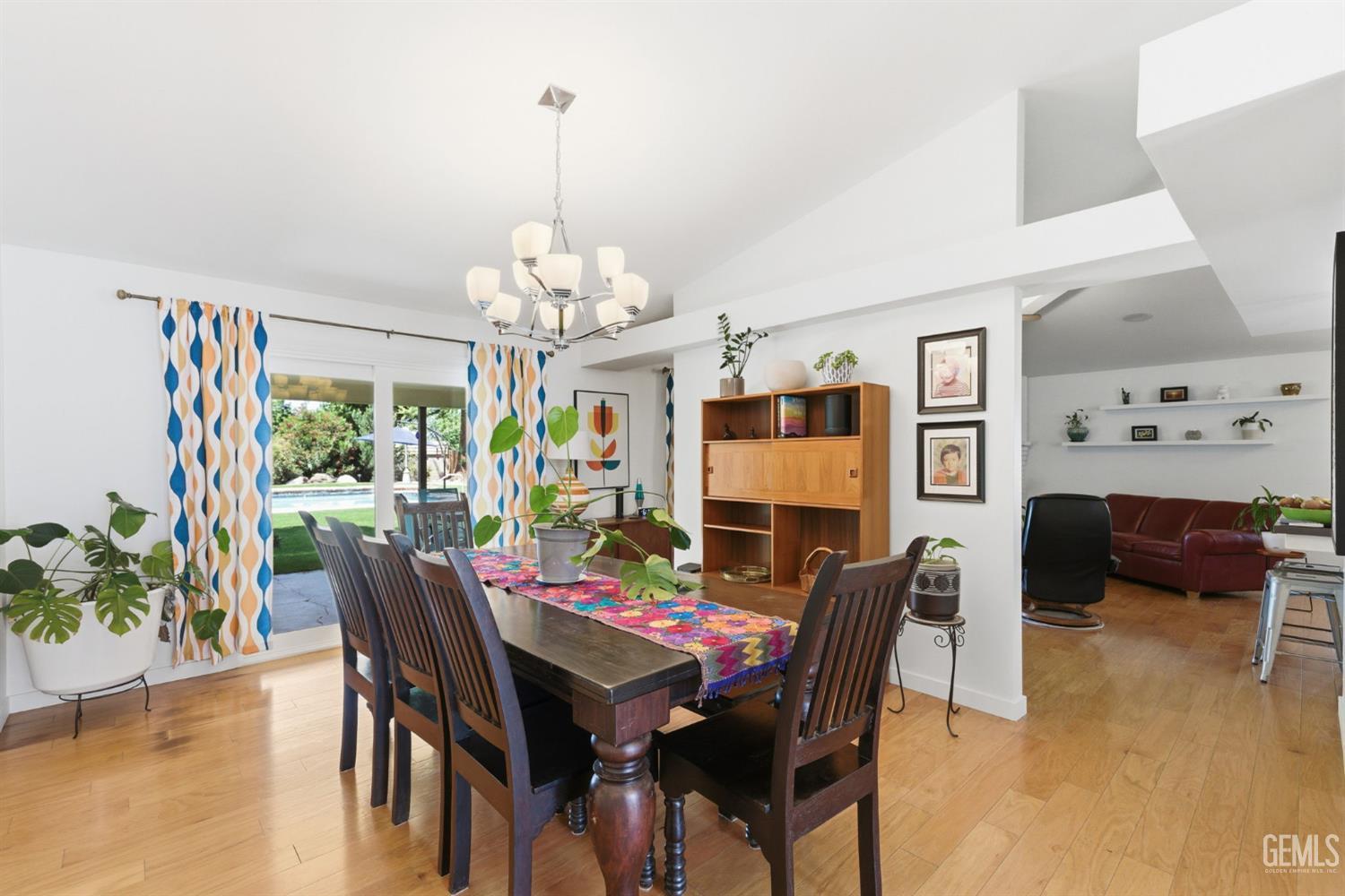 8821 Sierra Oak Drive
