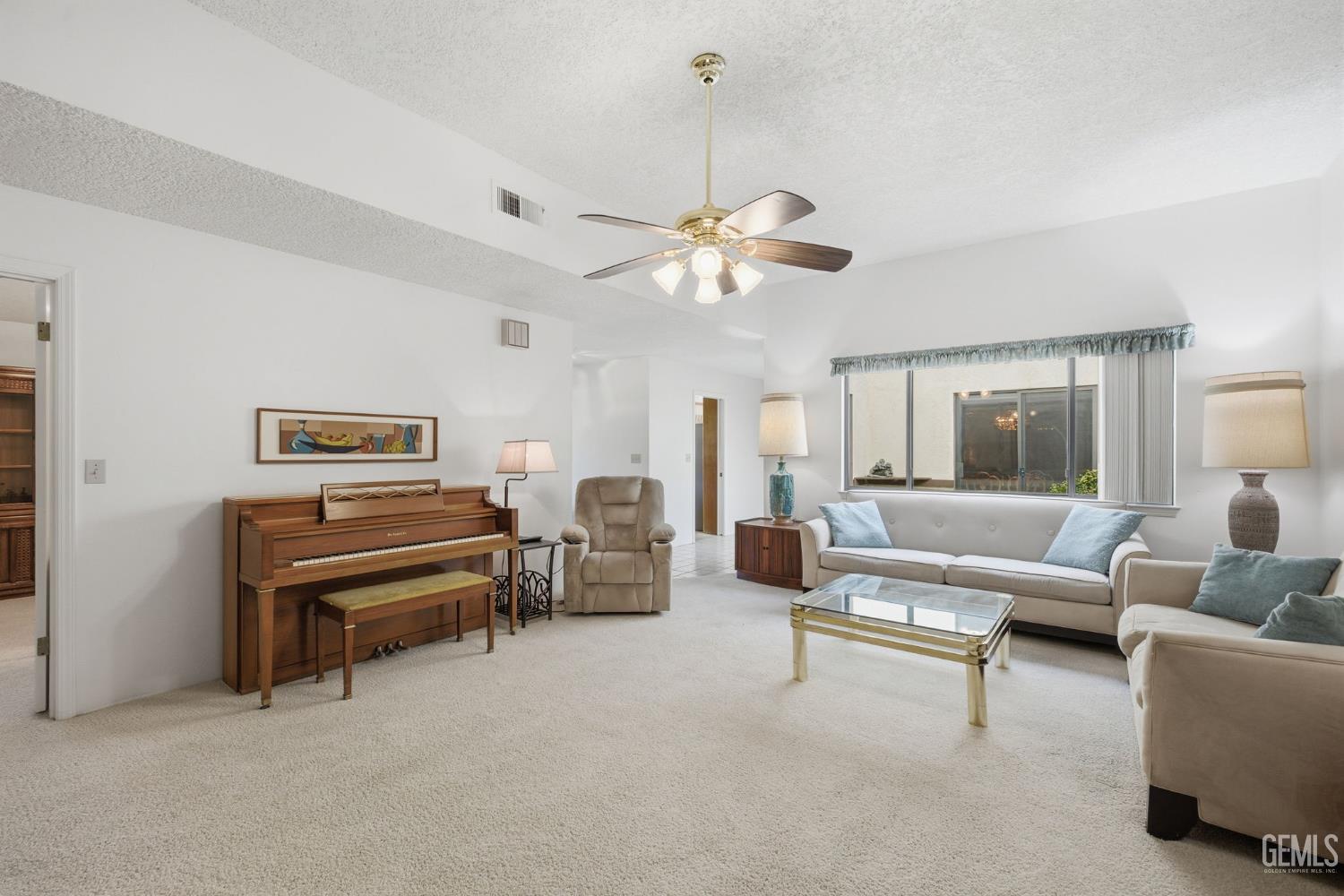 2323 Easthills Drive Unit: 29
