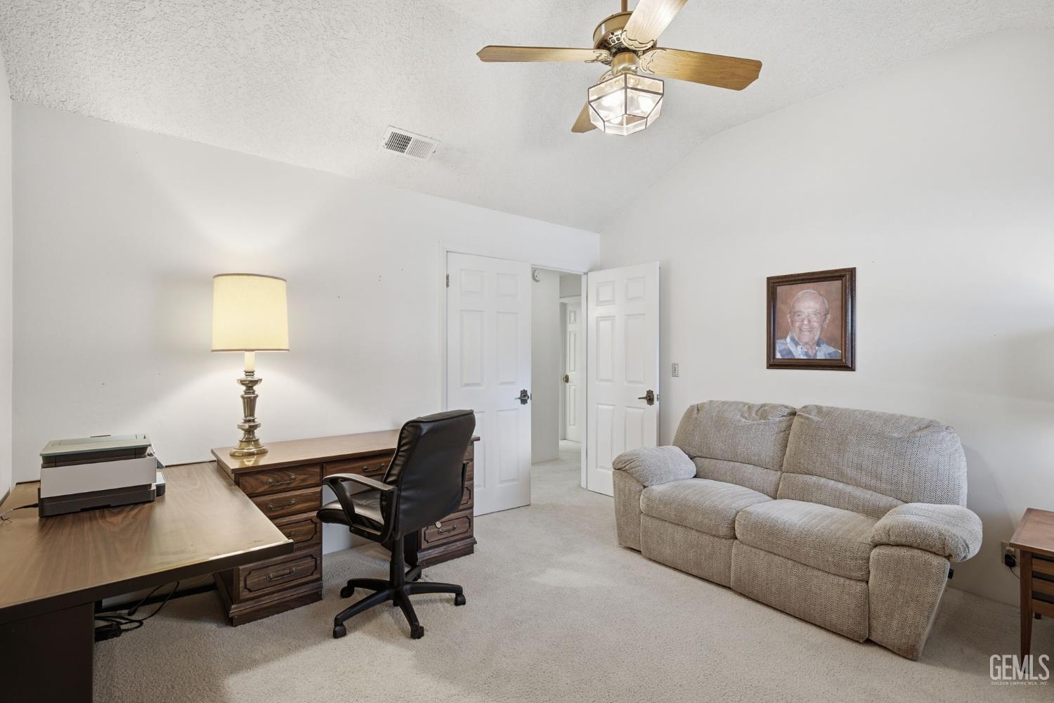 2323 Easthills Drive Unit: 29