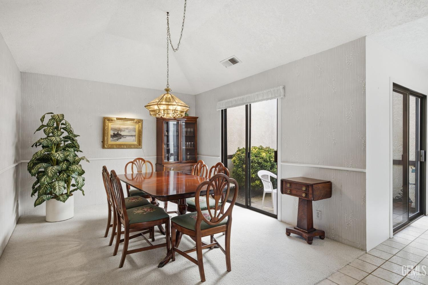 2323 Easthills Drive Unit: 29