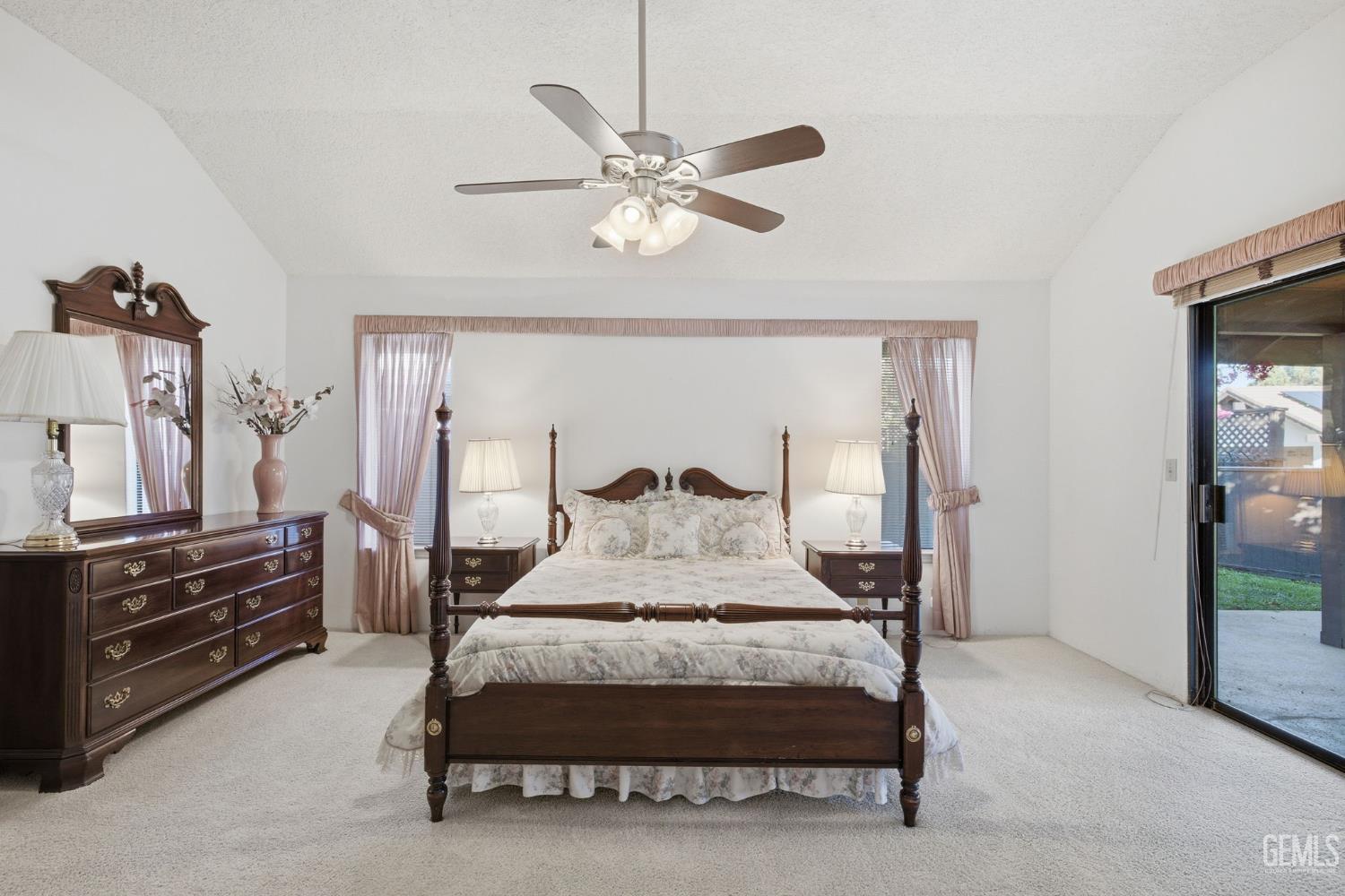 2323 Easthills Drive Unit: 29