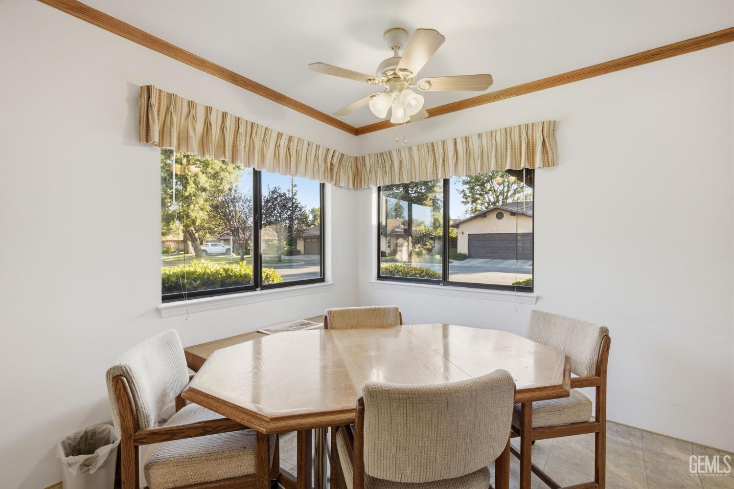 2323 Easthills Drive Unit: 29