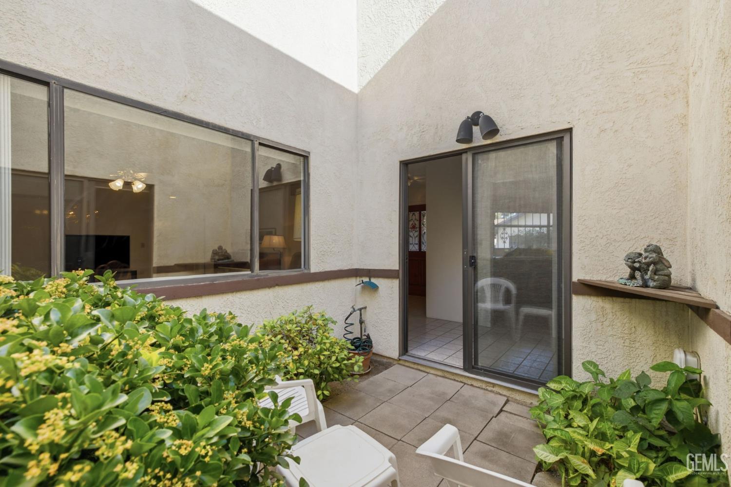 2323 Easthills Drive Unit: 29