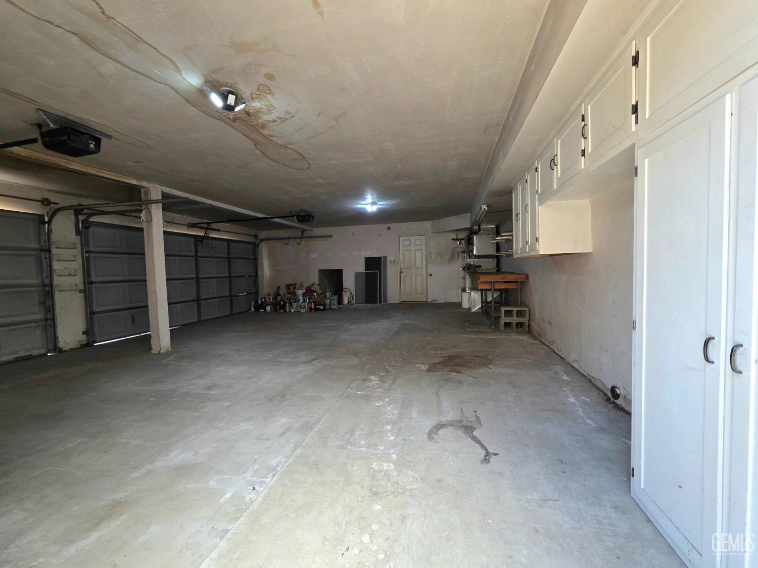 7609 Live Oak Way