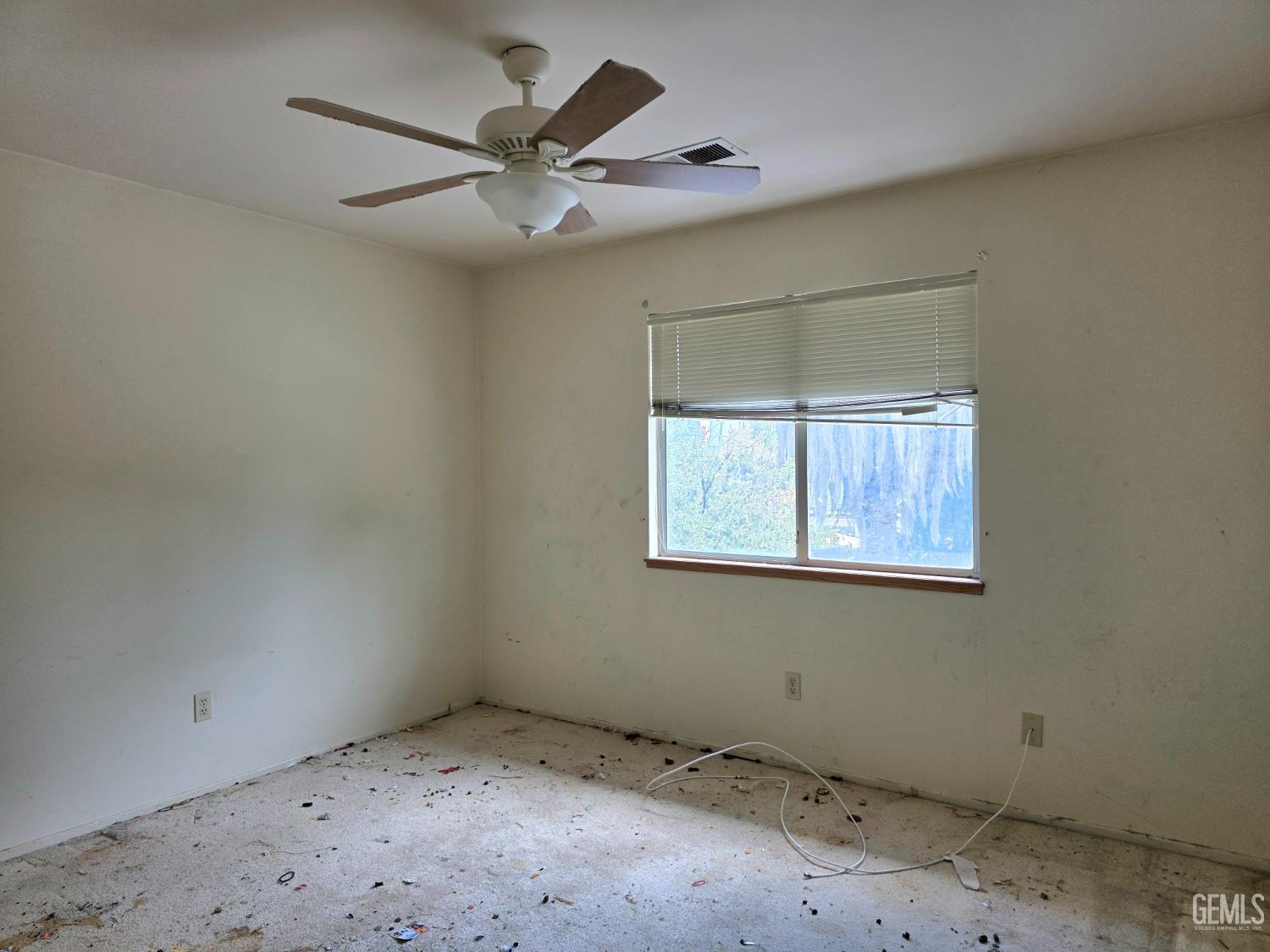 7609 Live Oak Way