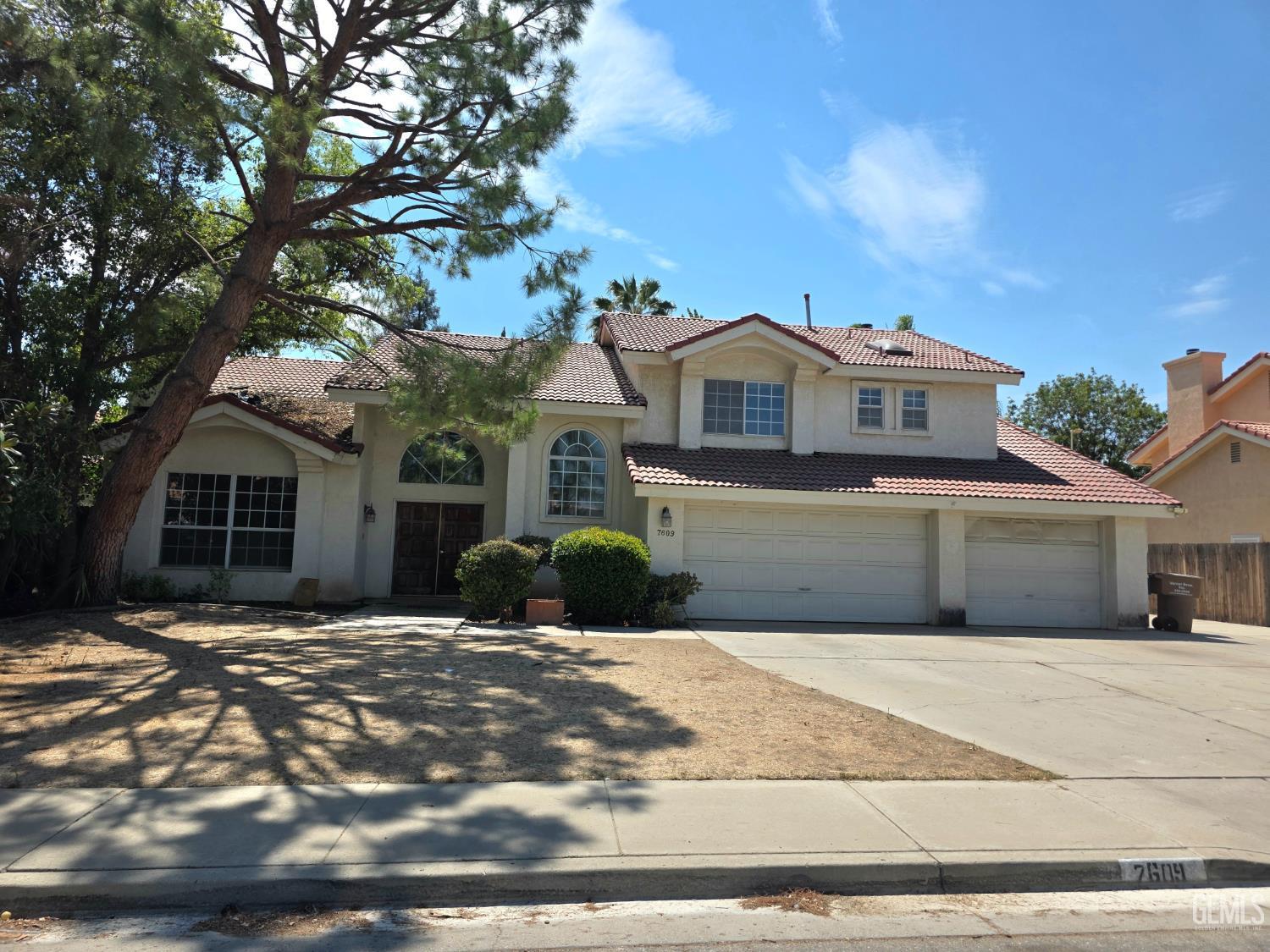 7609 Live Oak Way