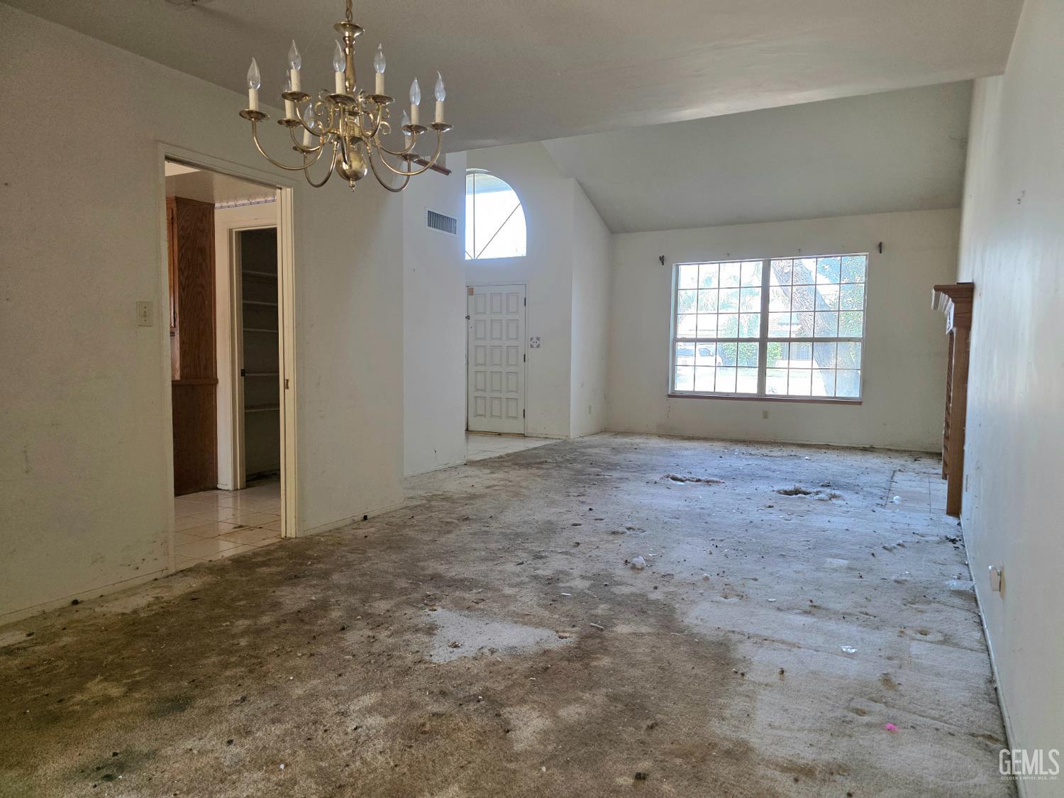 7609 Live Oak Way