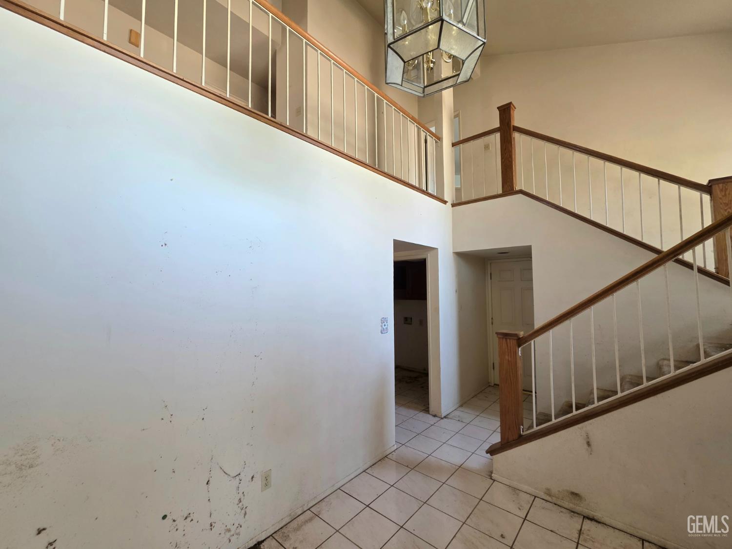 7609 Live Oak Way