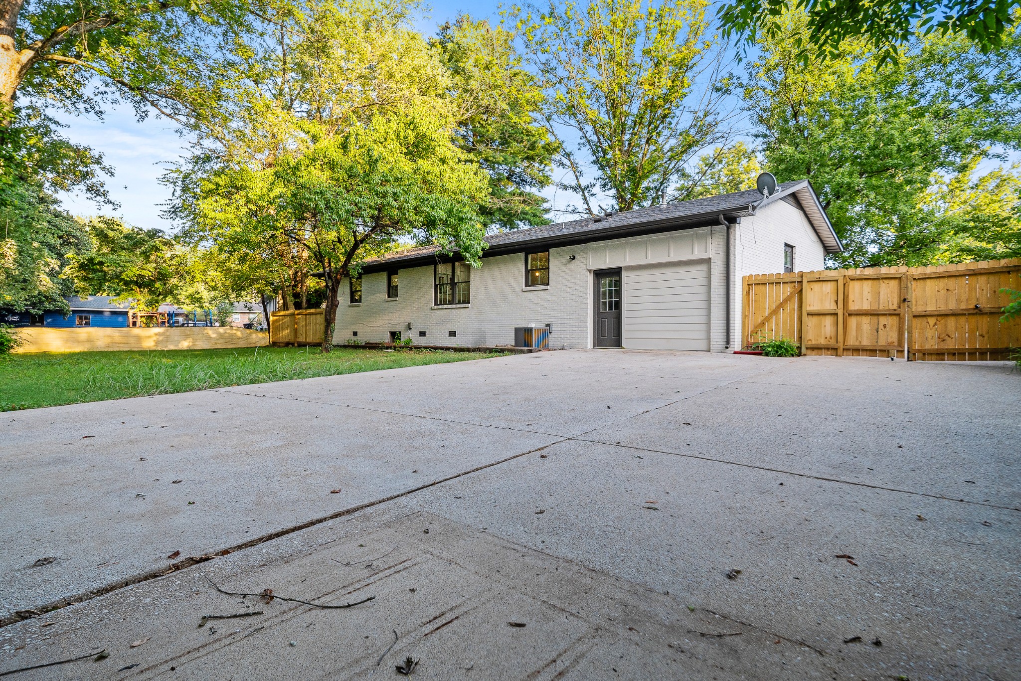 1951 Russell Ct