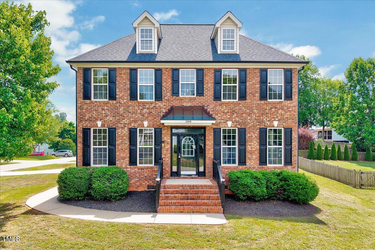 1009 Sarazen Drive