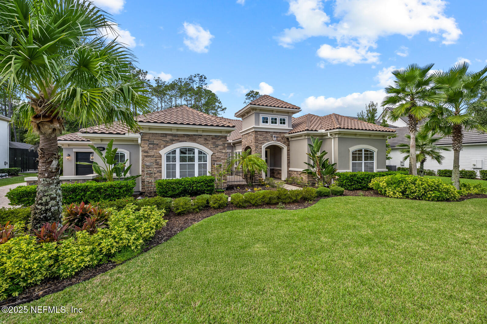 190 DEER VALLEY Drive