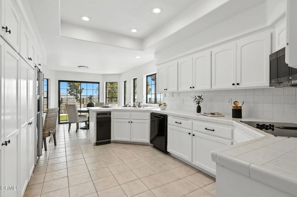 38470 Ave De La Bandolero