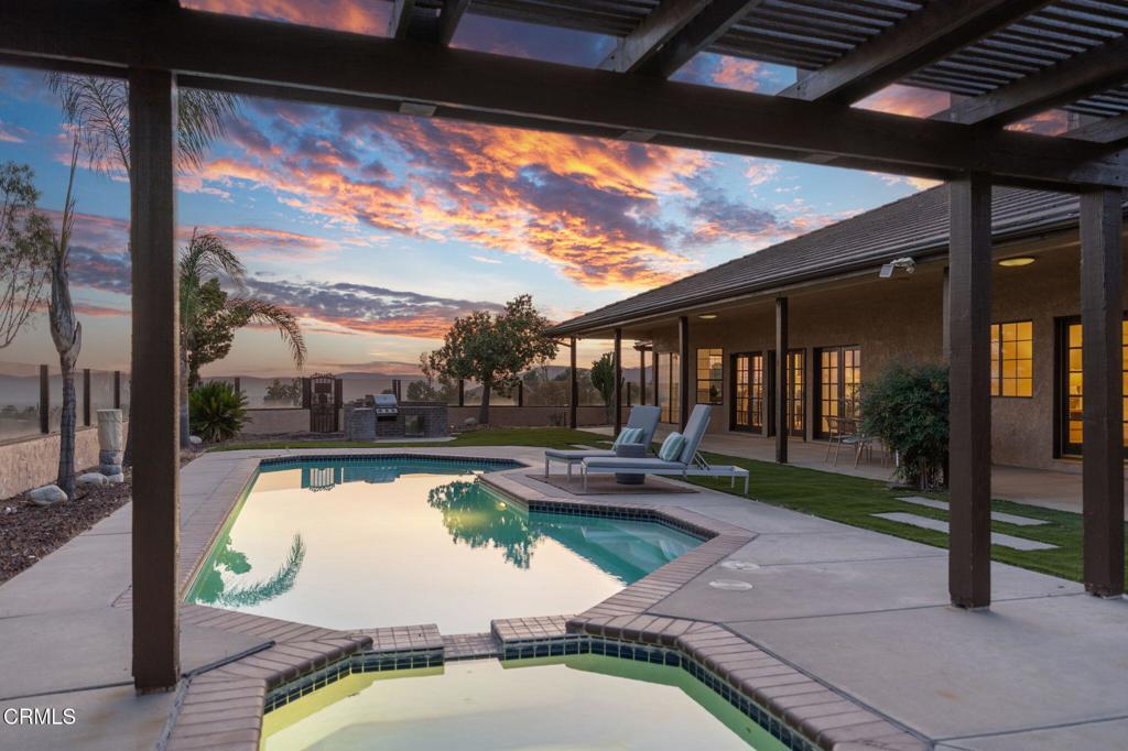 38470 Ave De La Bandolero