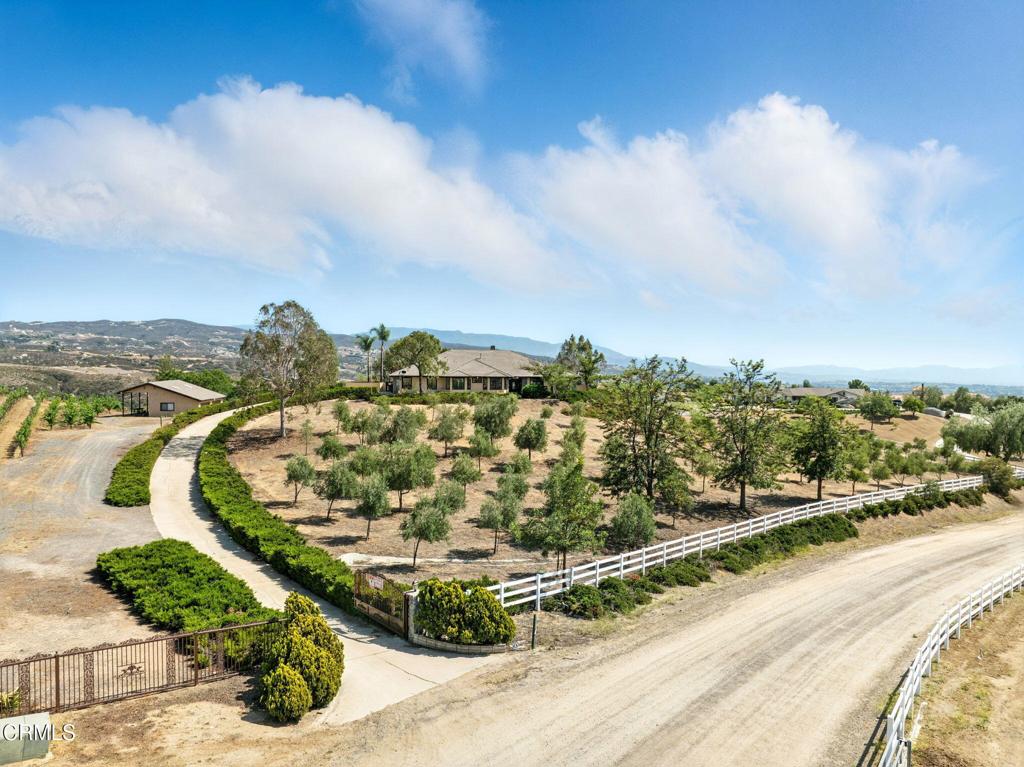 38470 Ave De La Bandolero