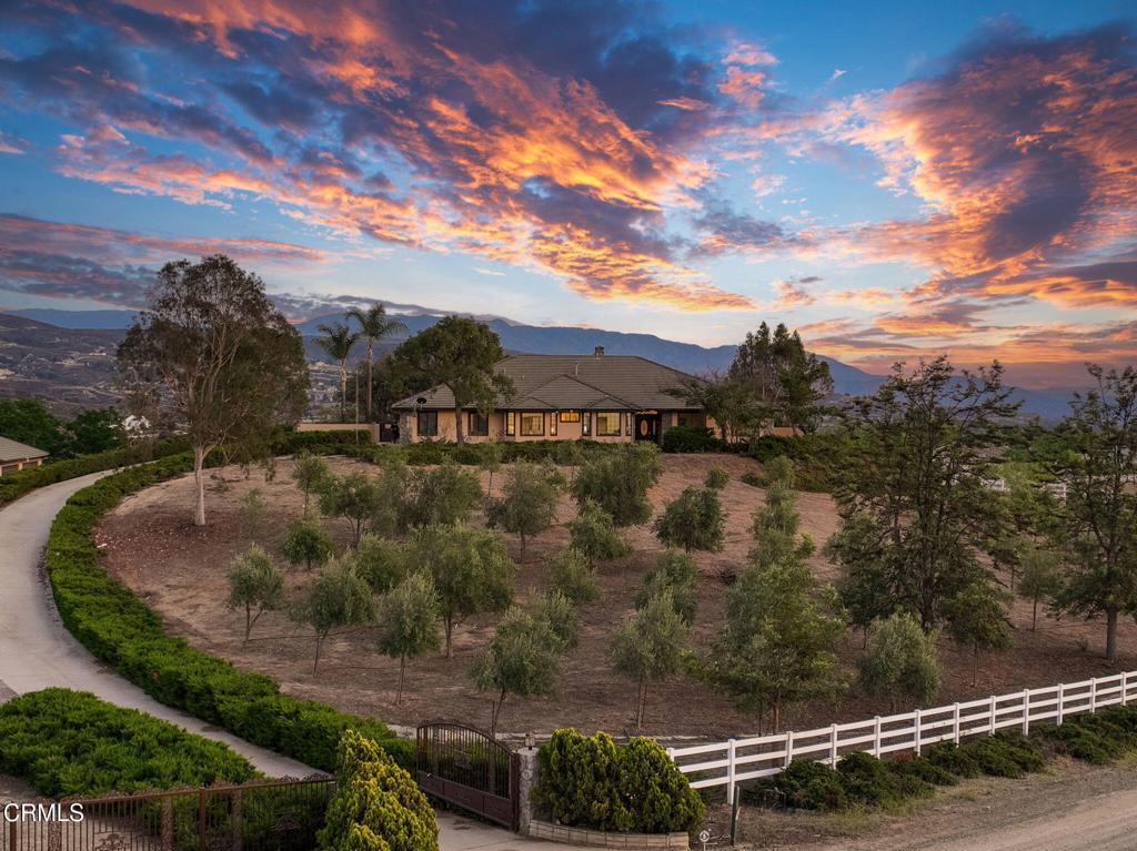 38470 Ave De La Bandolero