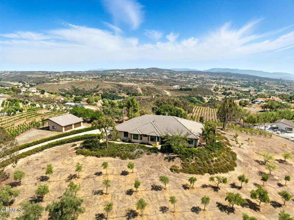 38470 Ave De La Bandolero