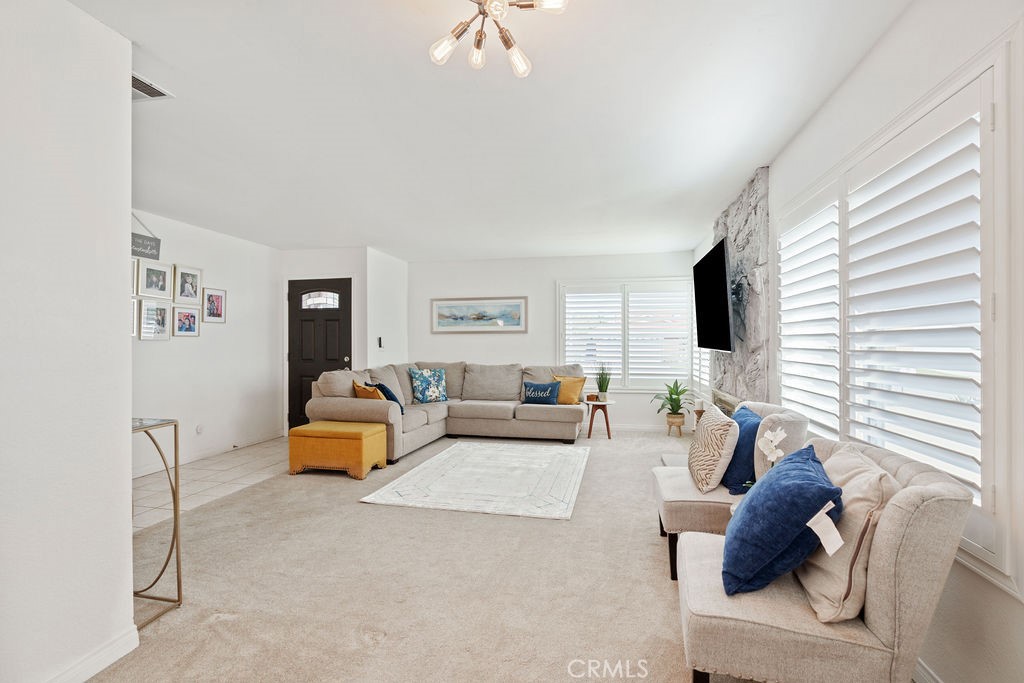 169 S Terra Cotta Road