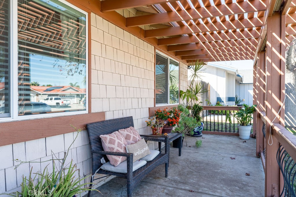 169 S Terra Cotta Road