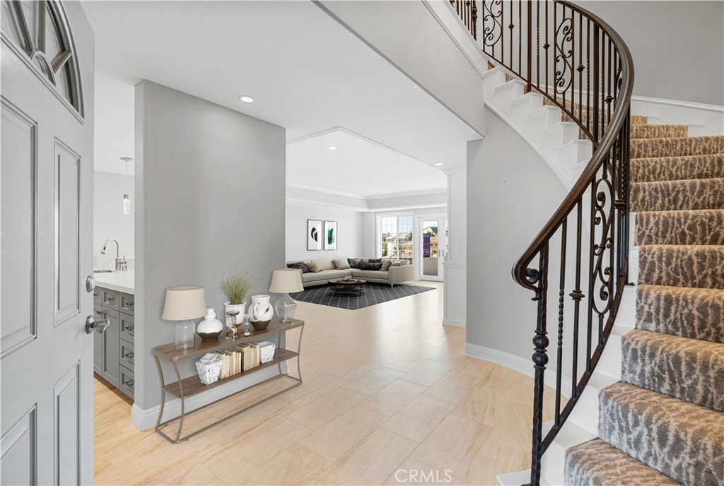 1132 Las Flores Drive