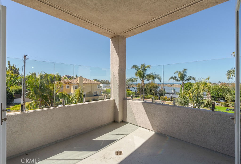 1132 Las Flores Drive