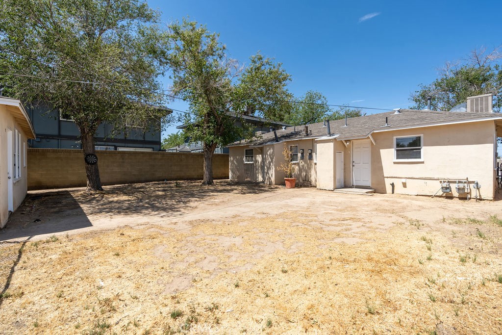 45122 Spearman Avenue