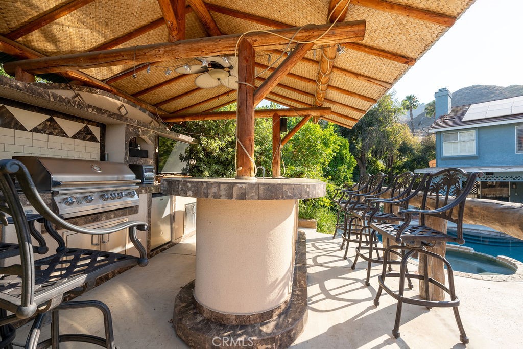 16982 Lakepointe Drive