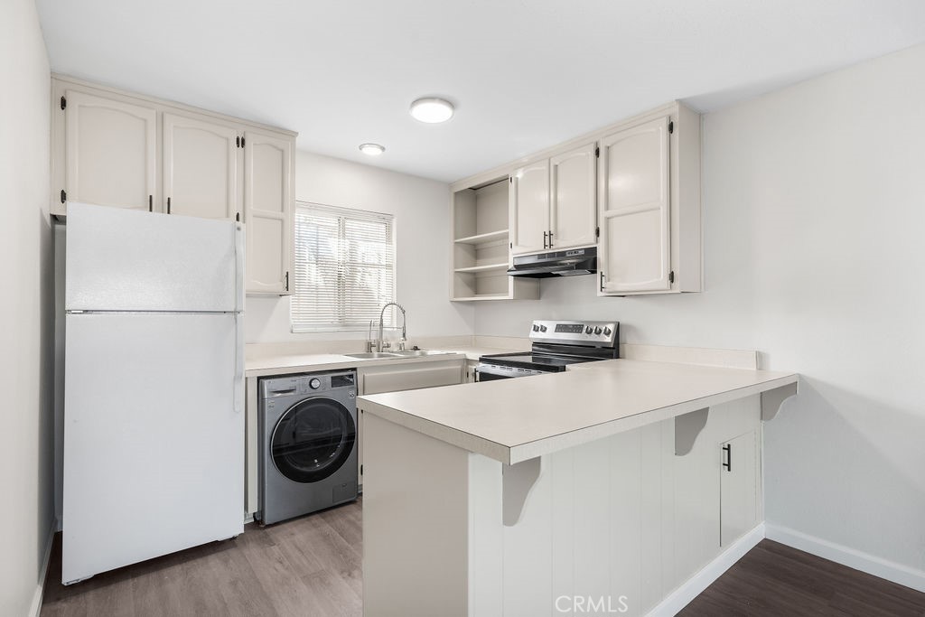 1550 S Maple Street 1